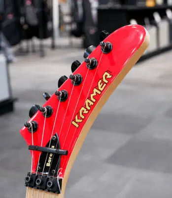 Kramer - Baretta Electric Guitar - Jumper Red 2